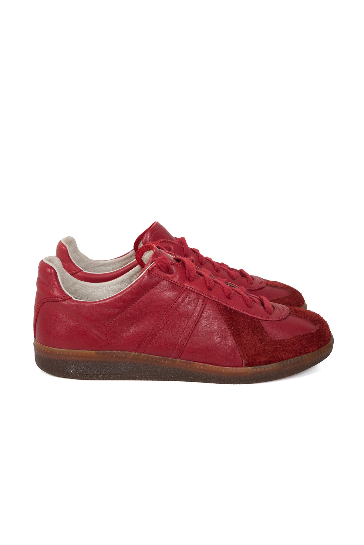 2005 A/W RED G.A.T SNEAKERS