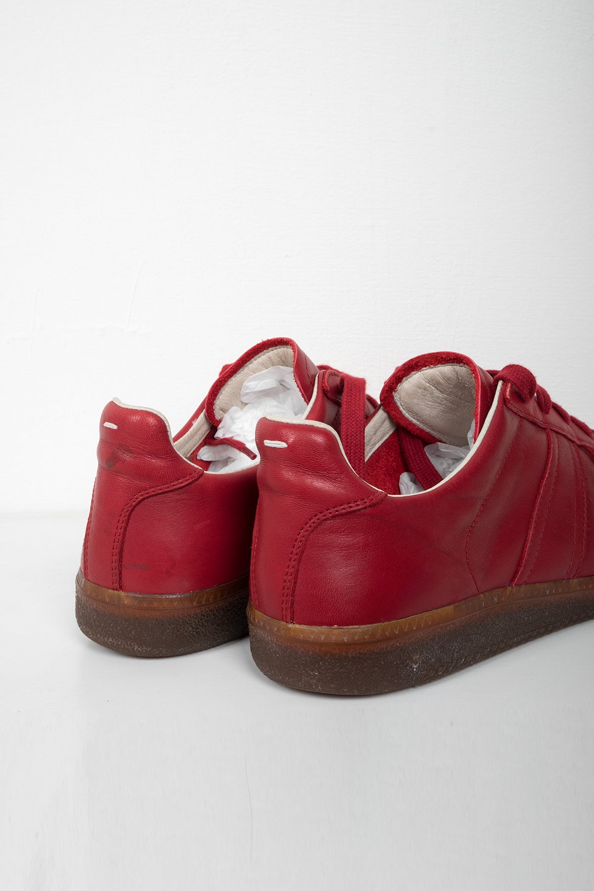 2005 A/W RED G.A.T SNEAKERS