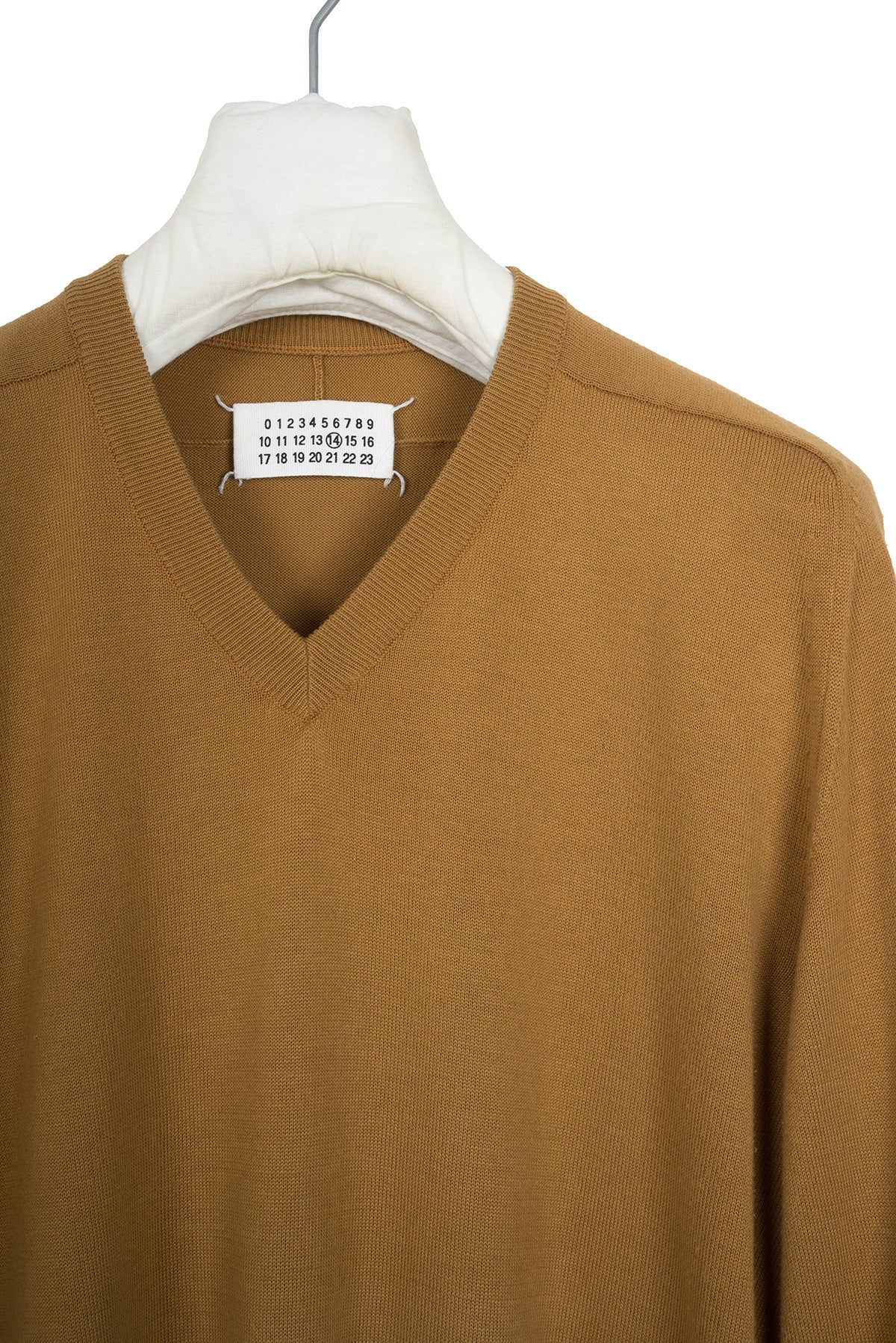 2011 S/S HAMMER SLEEVE COTTON V-NECK SWEATER WITH ELBOW PATCH