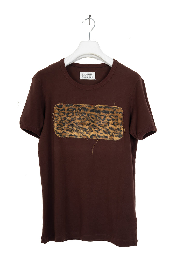 2006 A/W T-SHIRT WITH SOFT FAUX FUR CHEST PATCH