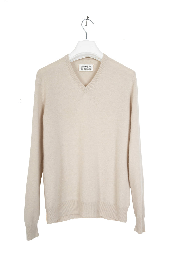 2010 A/W V-NECK SWEATER IN CASHMERE