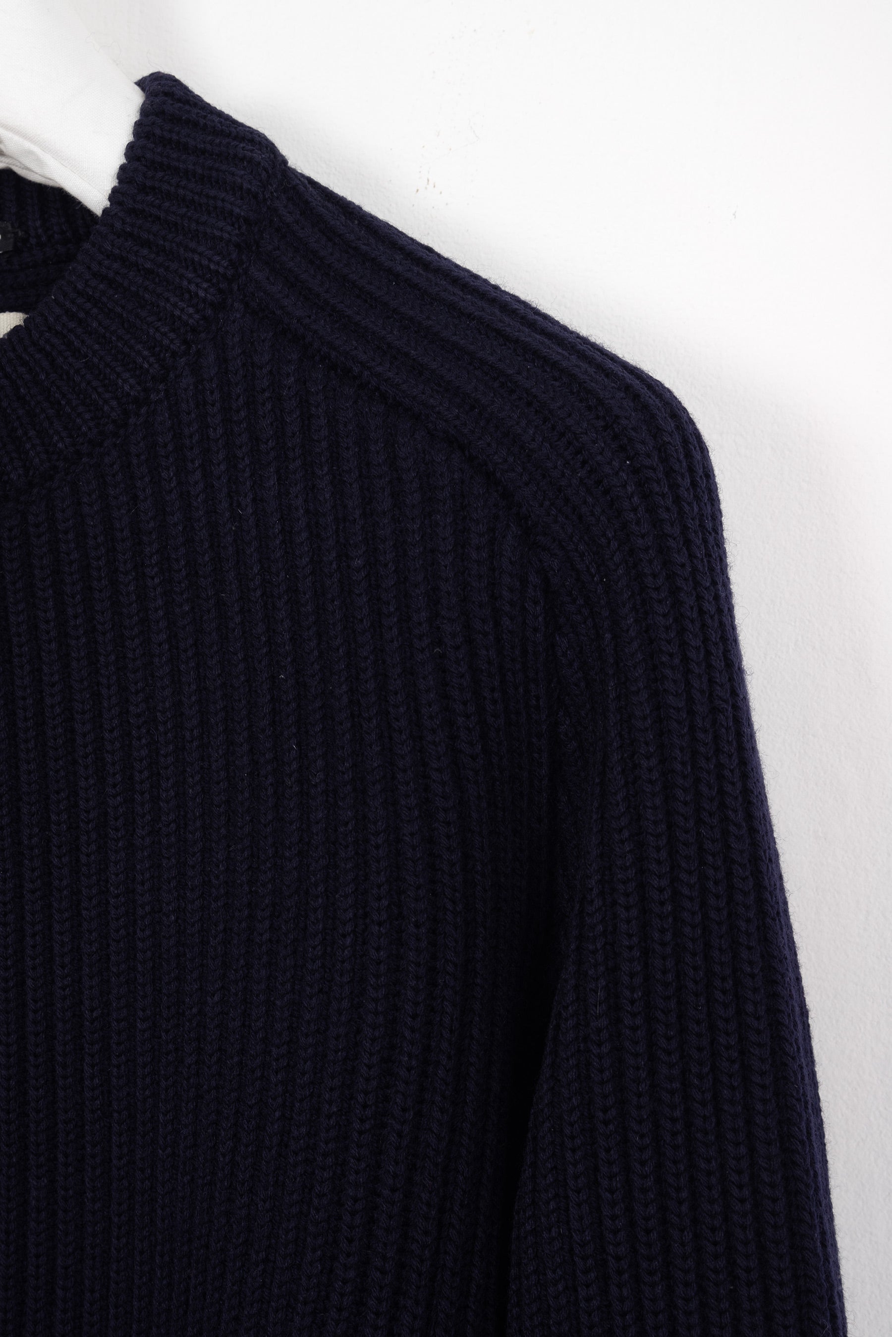 2000 A/W HAMMER-SLEEVE CREWNECK IN DARK BLUE BY MISS DEANNA