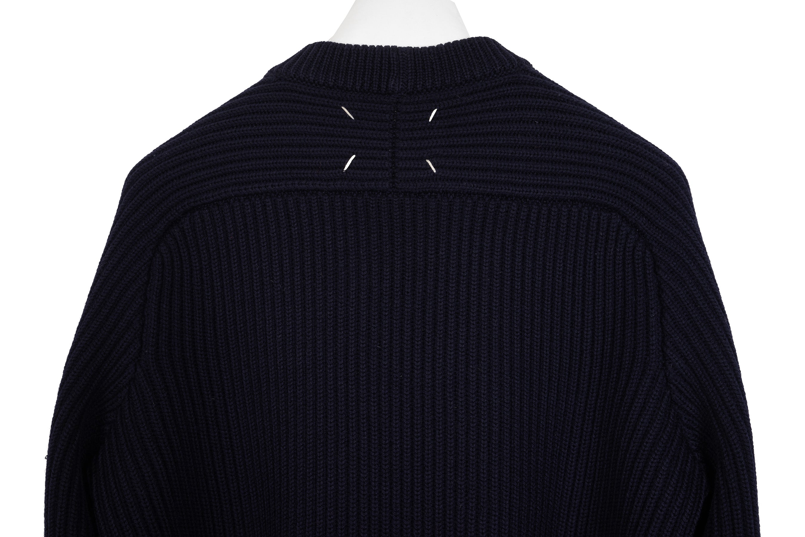 2000 A/W HAMMER-SLEEVE CREWNECK IN DARK BLUE BY MISS DEANNA