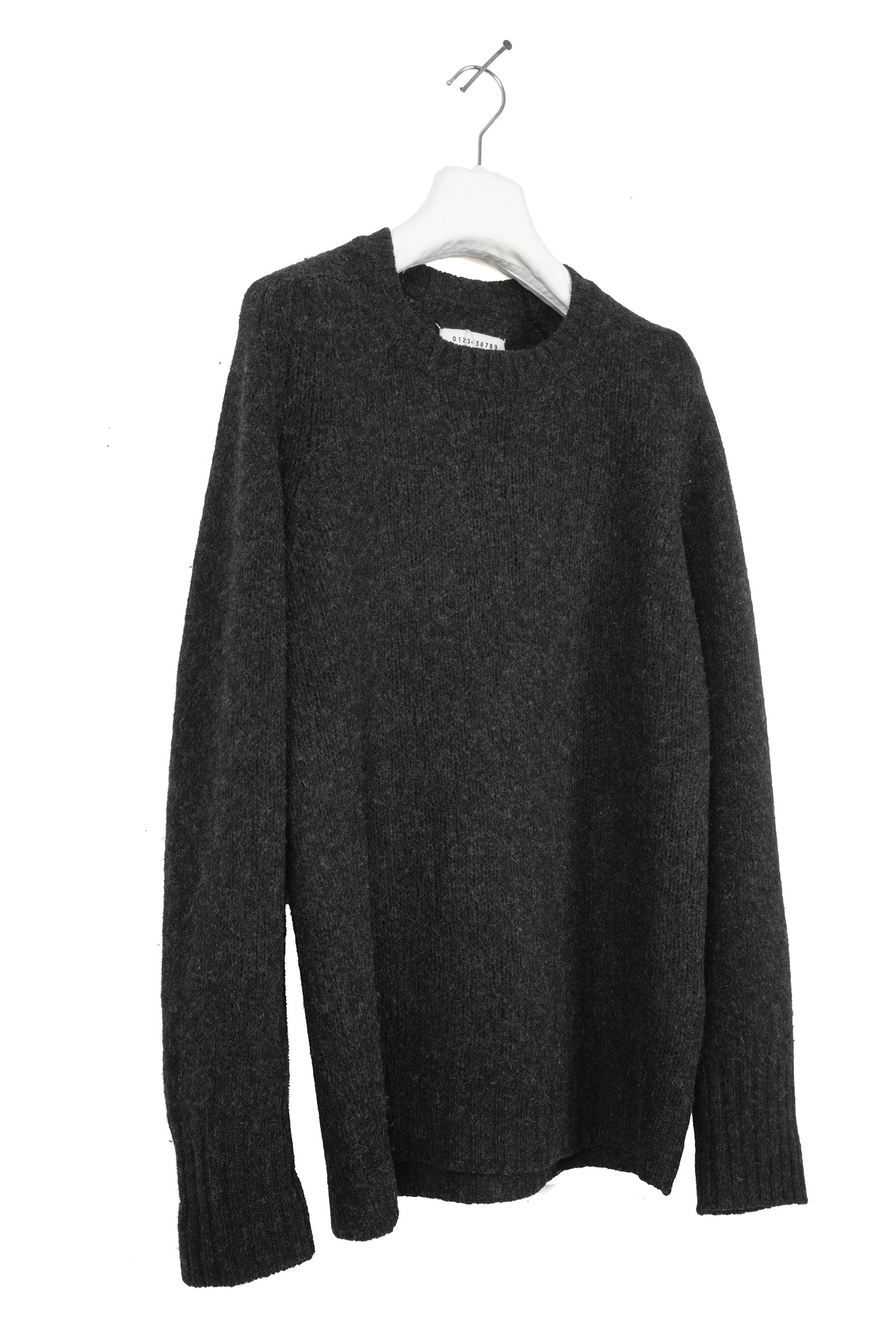 2005 A/W DARK GREY CREWNECK IN LONG-HAIR WOOL