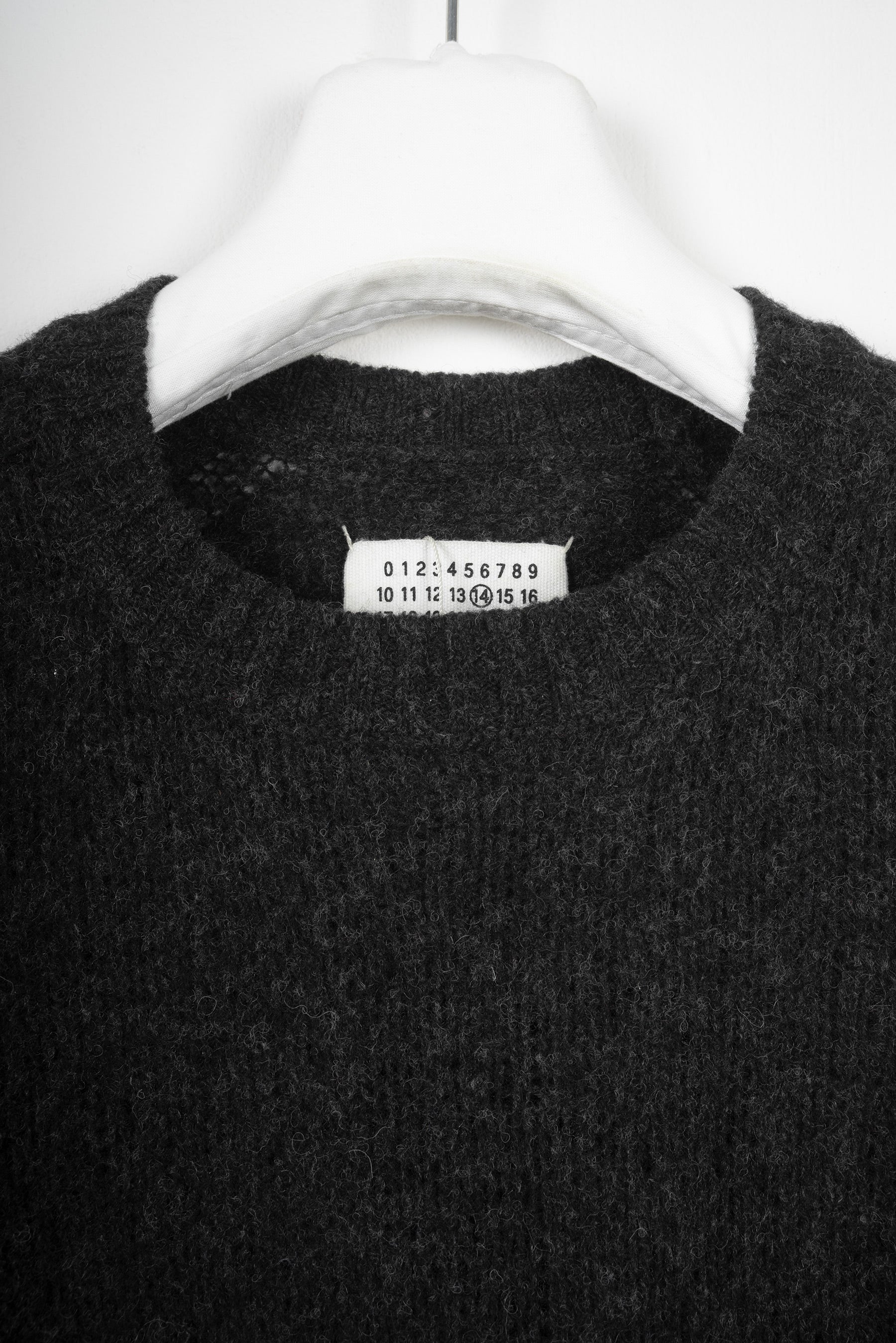 2005 A/W DARK GREY CREWNECK IN LONG-HAIR WOOL