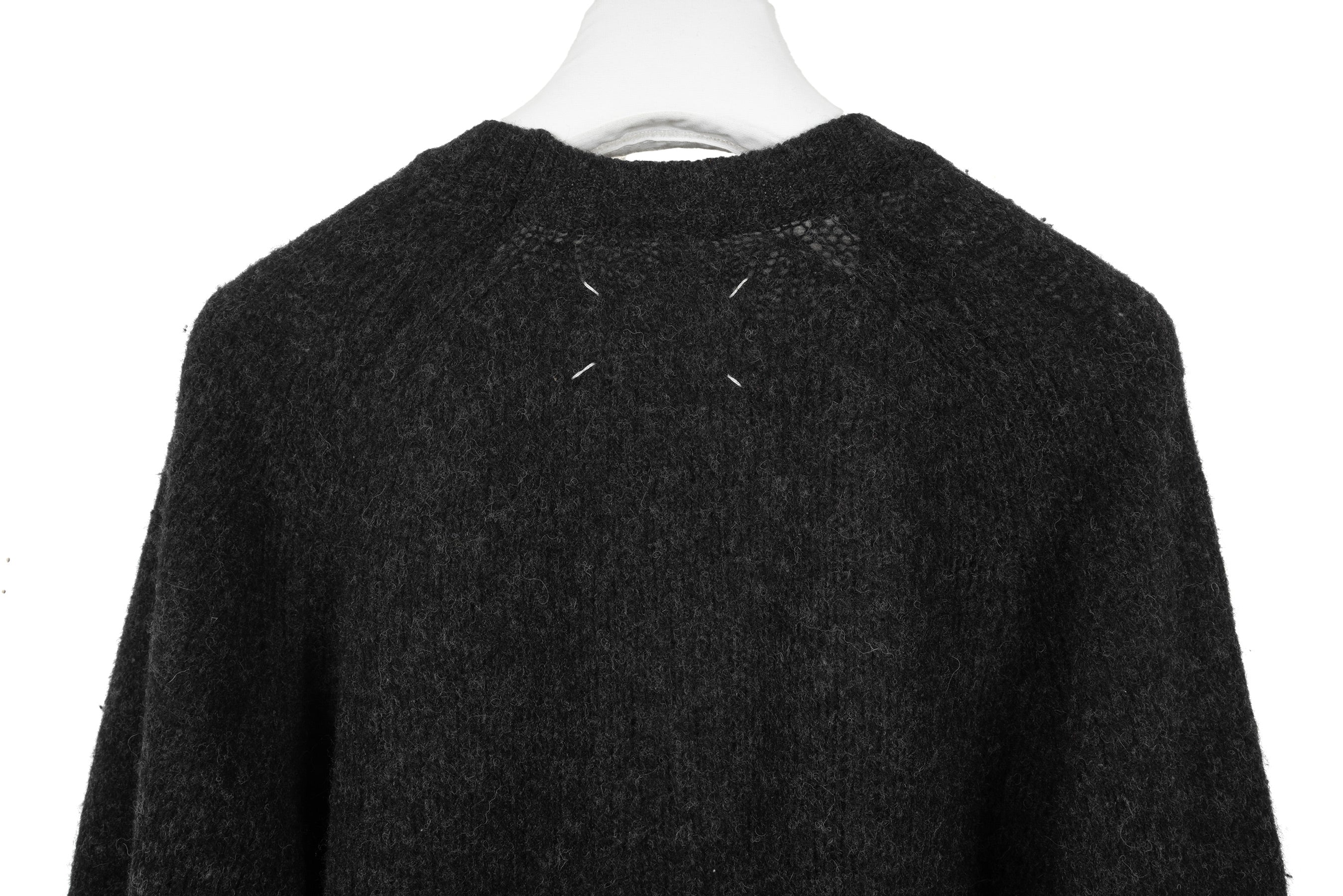 2005 A/W DARK GREY CREWNECK IN LONG-HAIR WOOL